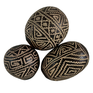 Shipibo pattern calabash hand rattle - made by Peruvian Amazon artisan - Amazon Ecology