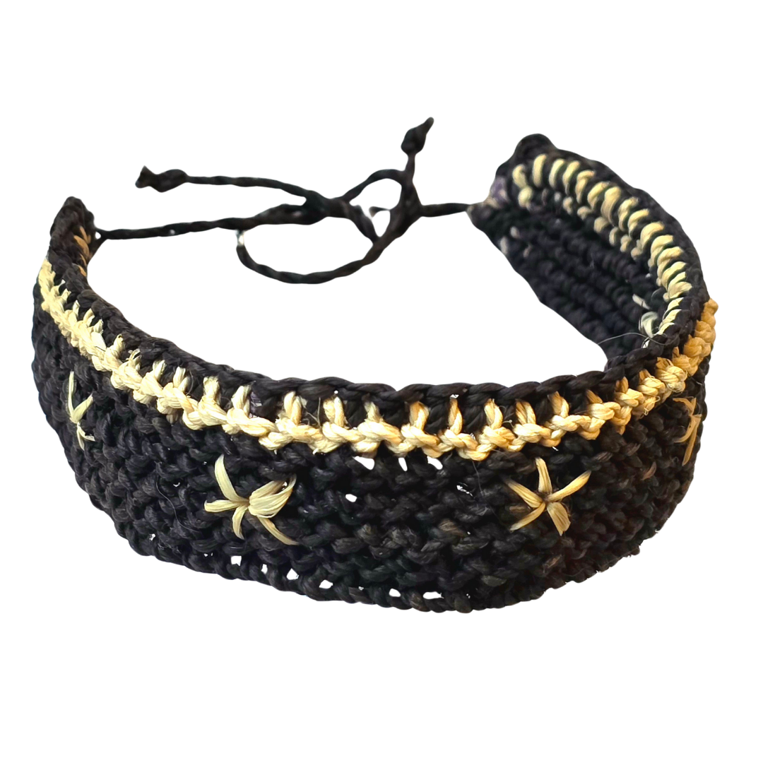 Bora native pattern chambira palm fiber bracelets - Amazon Ecology
