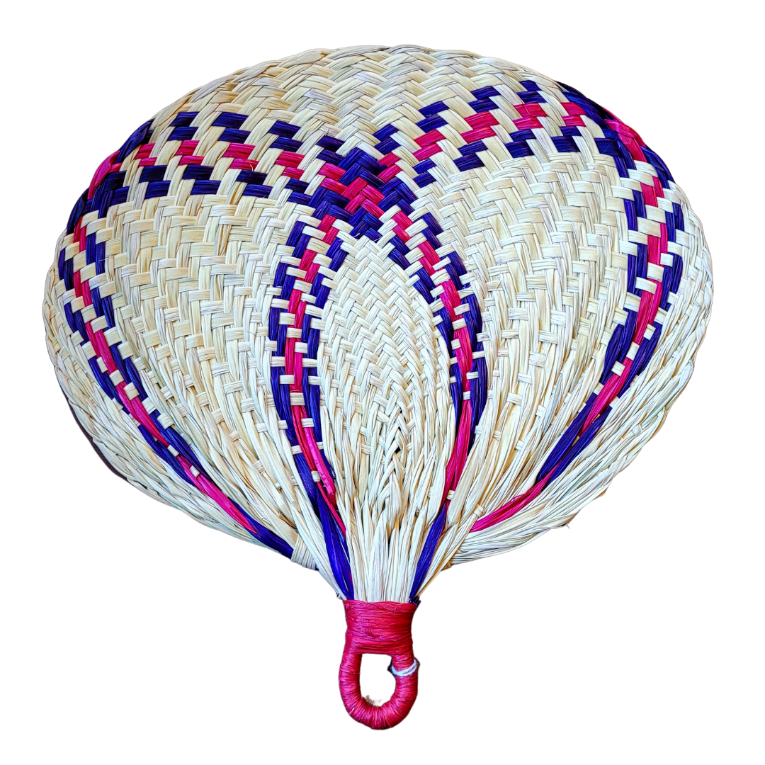 Chambira fan with round handle