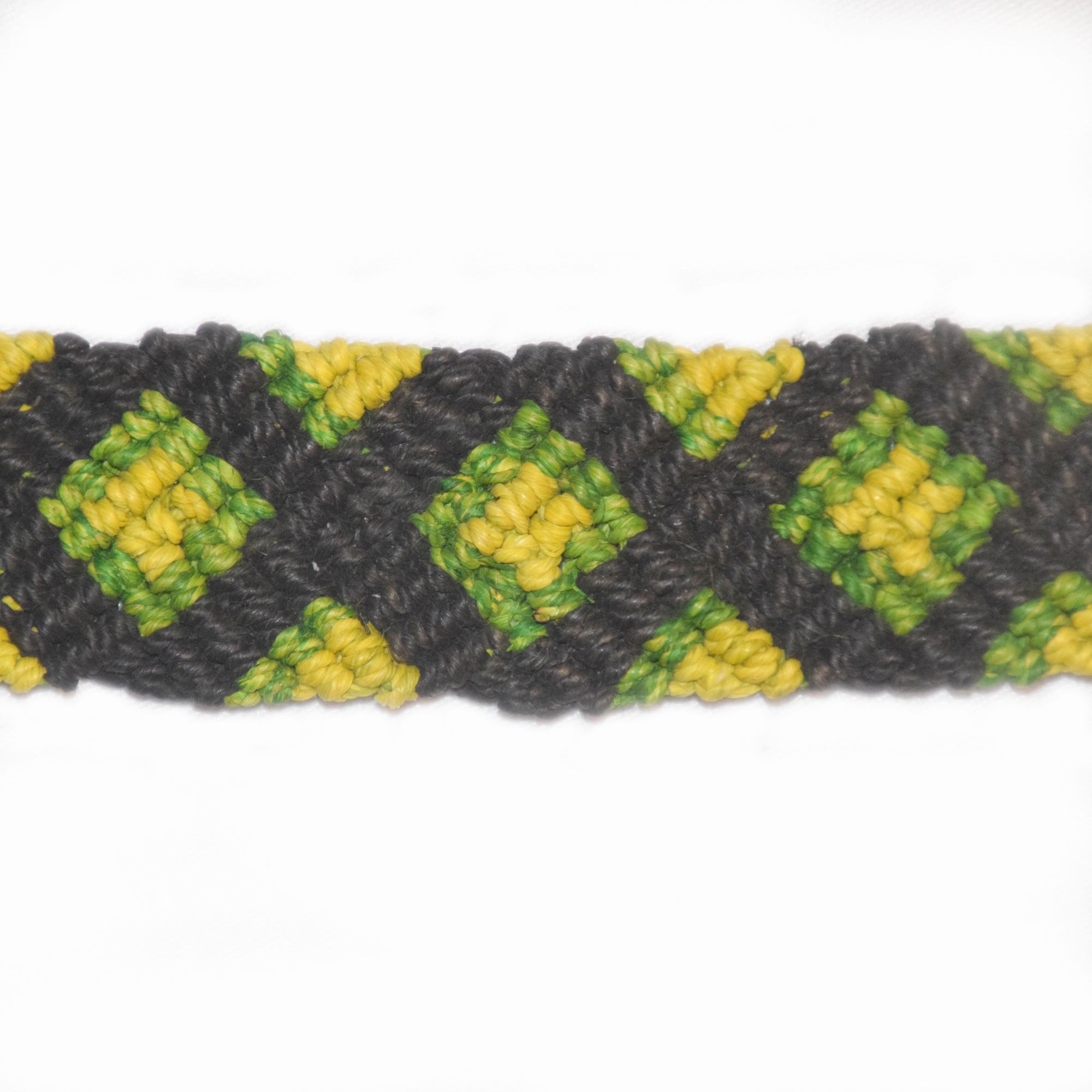 Multi-color diamond pattern chambira palm fiber bracelet - Amazon Ecology