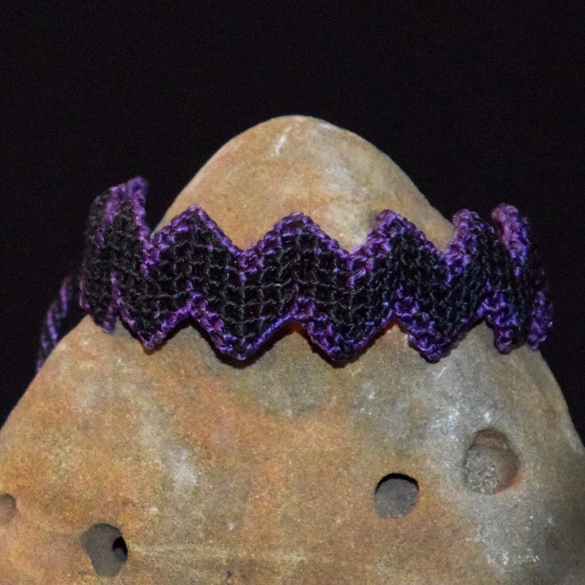 Rainbow zig-zag macrame bracelet - Amazon Ecology