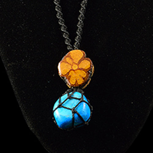 Ayahuasca vine and turquoise macrame necklace - Amazon Ecology