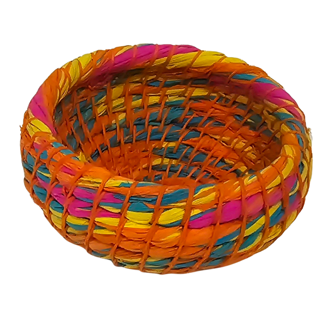 Colored chambira woven pots with open top - handmade by Peruvian artisan