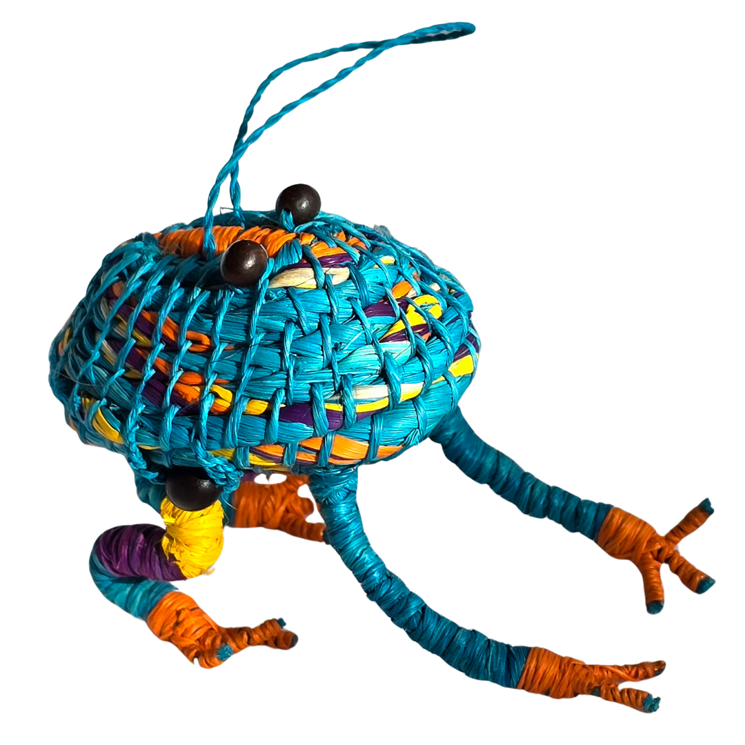 WOVEN FROG FAIR-TRADE CHRISTMAS TREE DECORATIONS - MADE BY PERUVIAN AMAZON ARTISANS