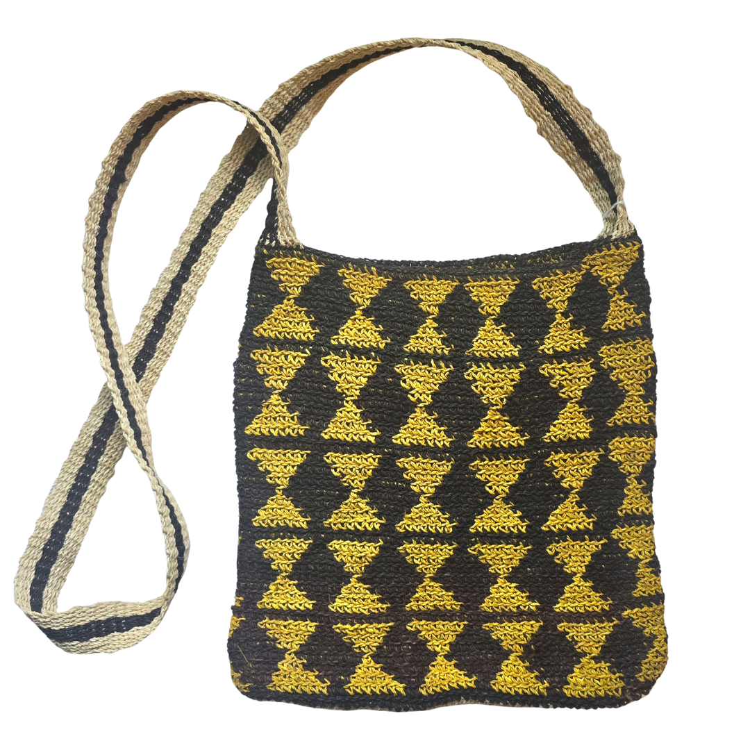 Handmade Chambira Shoulder Bag from Peru with black and yellow diamonds - Amazon Ecology
