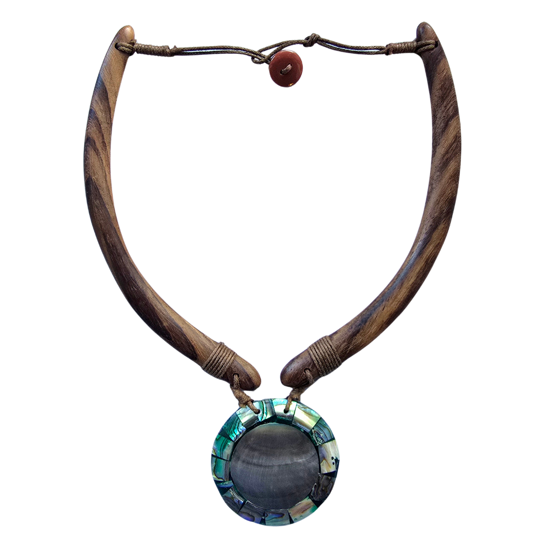 Mother of pearl, abalone and wood necklace from the Peruvian Amazon - Amazon Ecology