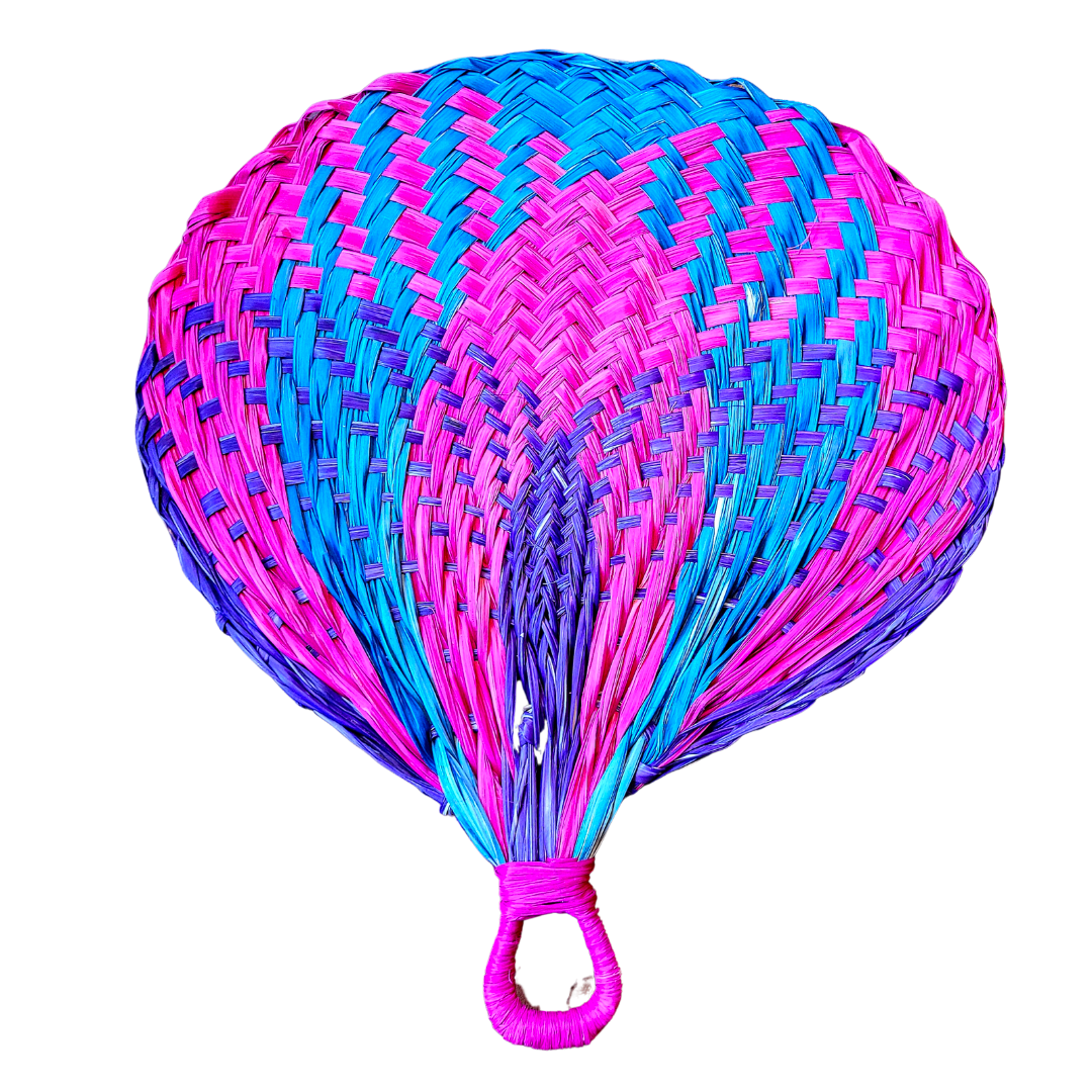 Chambira fan with round handle