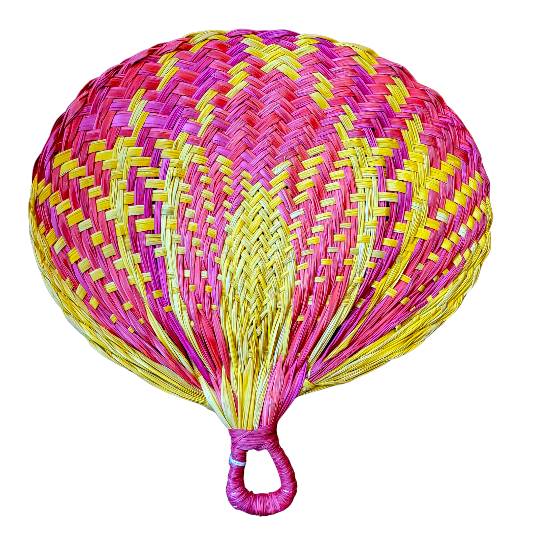 Chambira fan with round handle