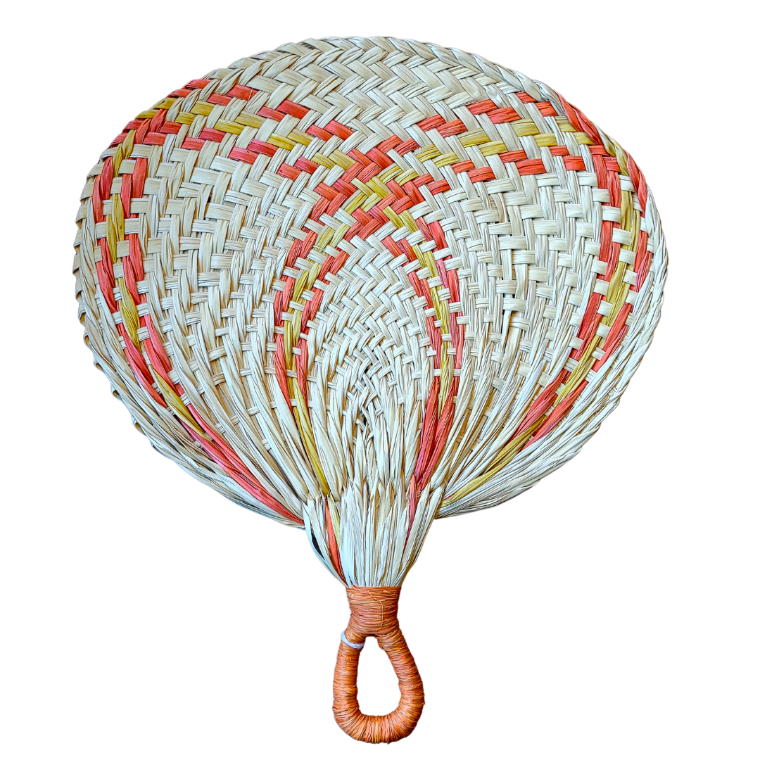 Chambira fan with round handle