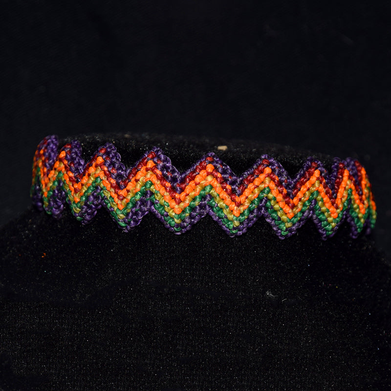 Rainbow zig-zag macrame bracelet