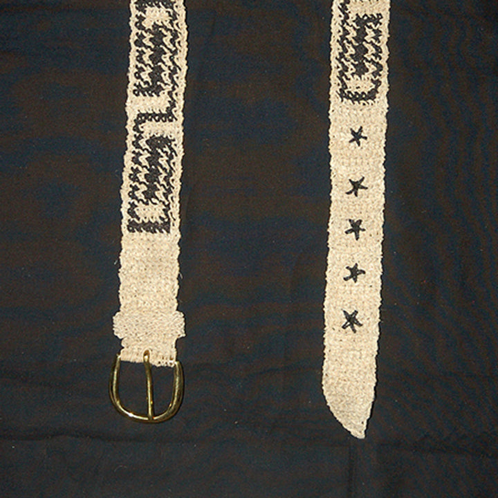 FAIR -TRADE HAND-MADE BELT BORA LABYRINTH LOGO - WHITE WITH BLACK - WOVEN BY PERUVIAN AMAZON ARTISAN