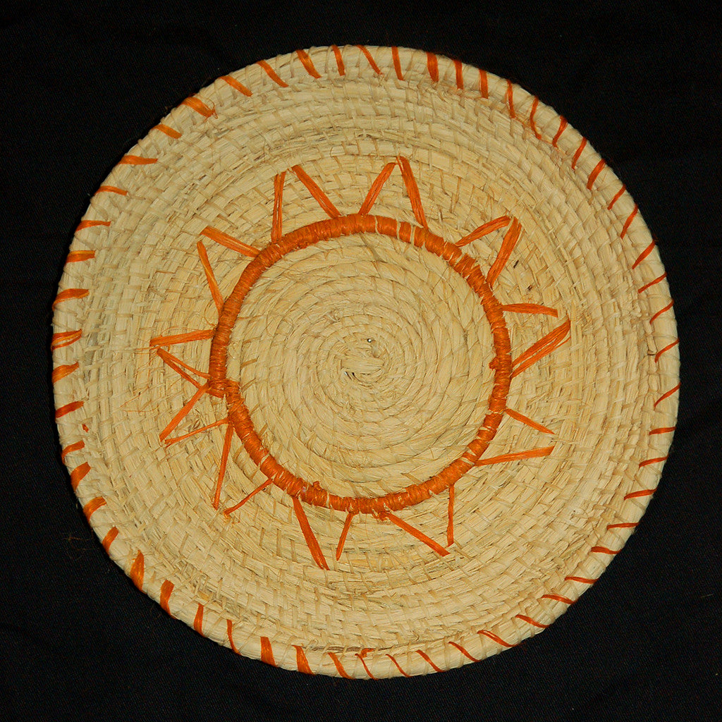 HANDMADE CHAMBIRA PALM FIBER WOVEN PLATE - WPL001 - WOVEN BY ARTISAN FROM PERUVIAN AMAZON