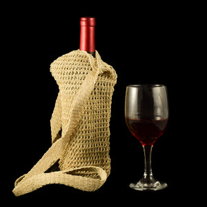 Fair-Trade Bottle Carrier/Wine Tote with natural white chambira