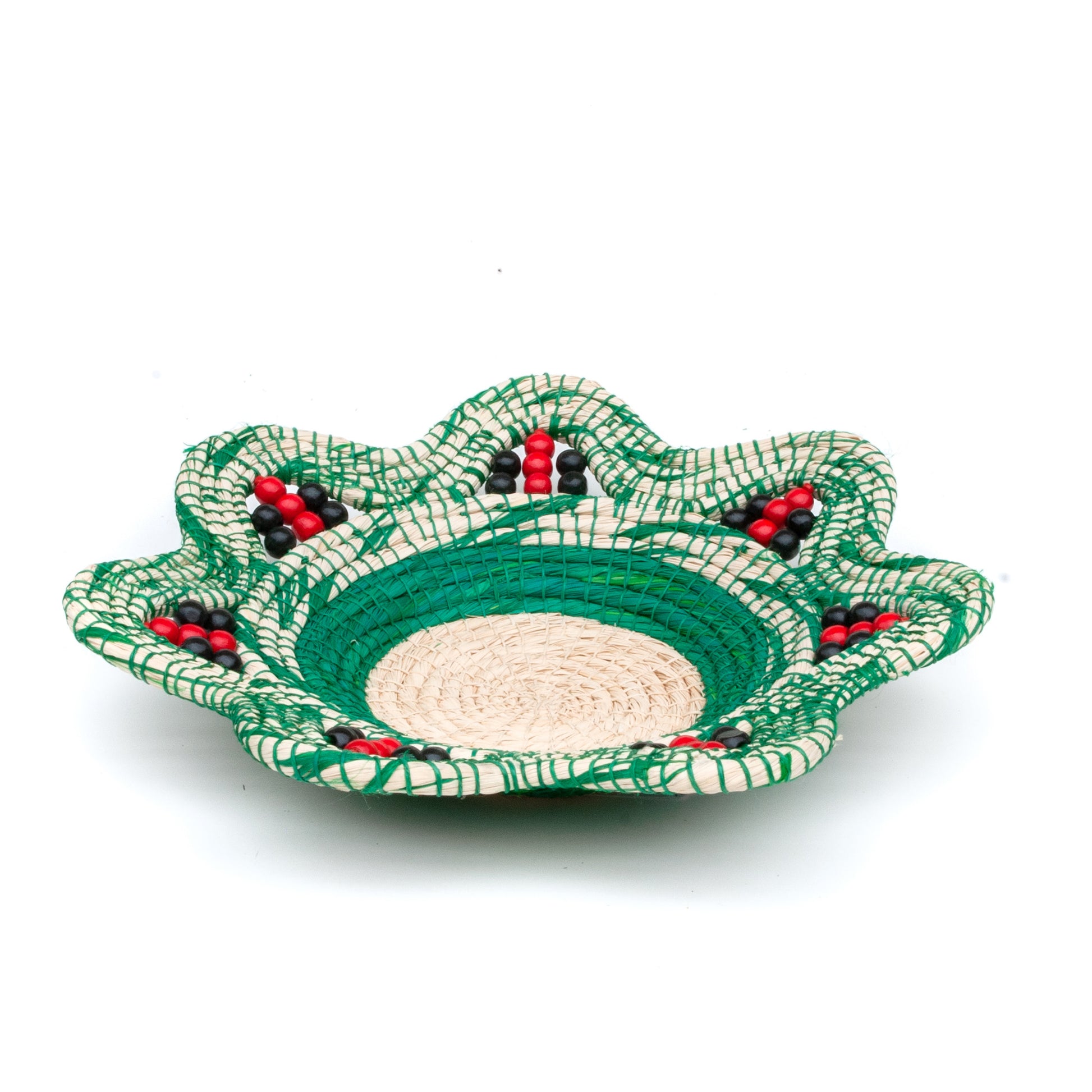 A TOUCH OF FOREST - HANDMADE CHAMBIRA PALM FIBER BASKET - WOVEN BY ARTISAN FROM PERUVIAN AMAZON - Amazon Ecology